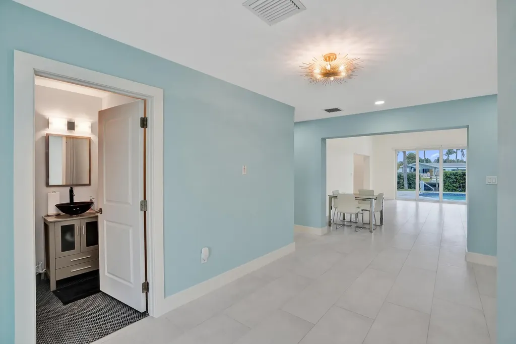 320 SE 5th Avenue Pompano Beach FL 33060