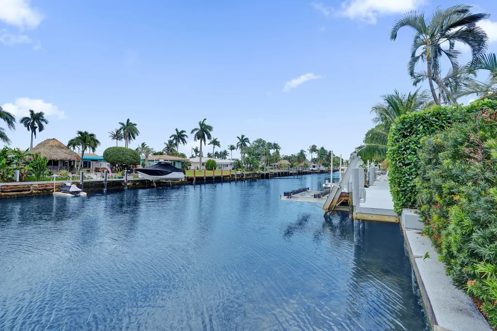 320 SE 5th Avenue Pompano Beach FL 33060