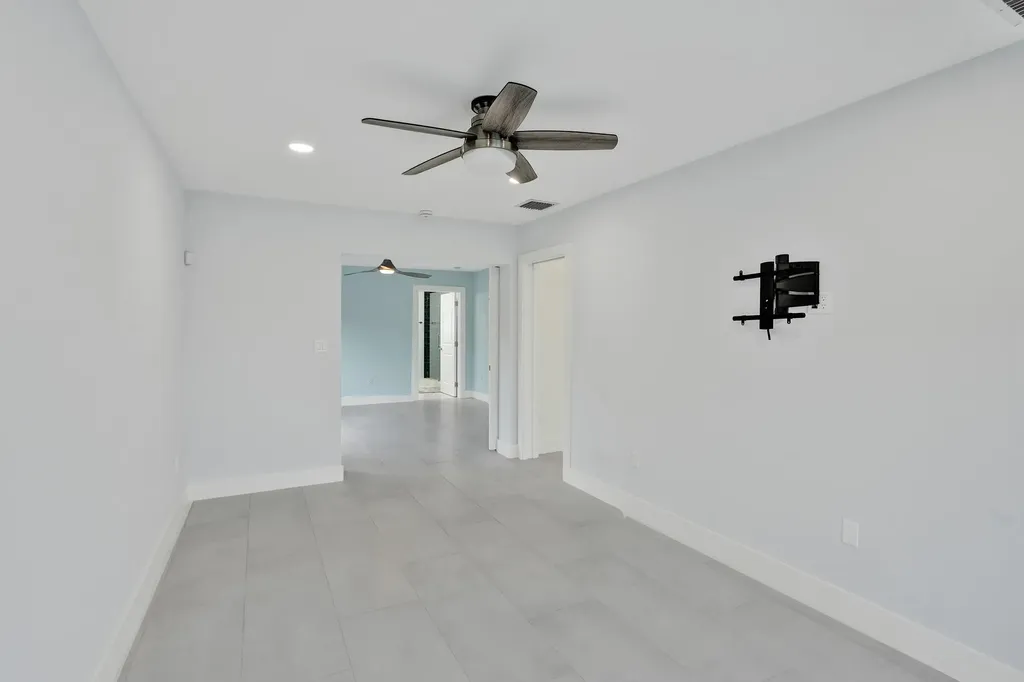 320 SE 5th Avenue Pompano Beach FL 33060