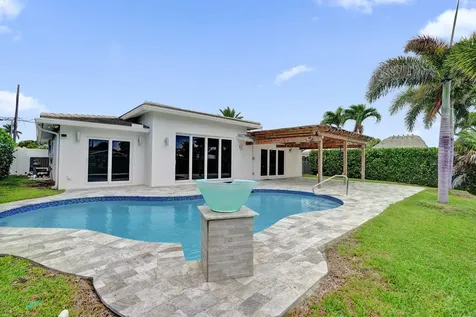 320 SE 5th Avenue Pompano Beach FL 33060