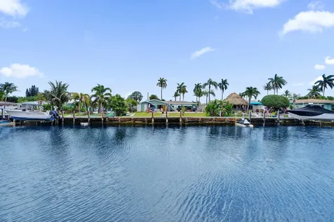 320 SE 5th Avenue Pompano Beach FL 33060