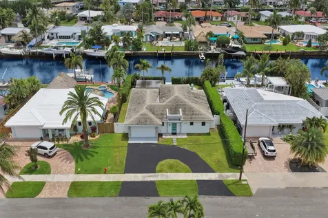 320 SE 5th Avenue Pompano Beach FL 33060