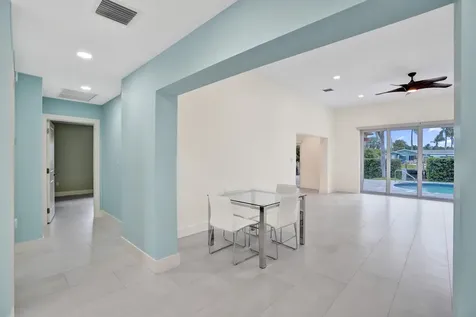 320 SE 5th Avenue Pompano Beach FL 33060