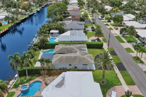 320 SE 5th Avenue Pompano Beach FL 33060