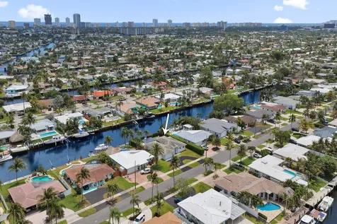 320 SE 5th Avenue Pompano Beach FL 33060