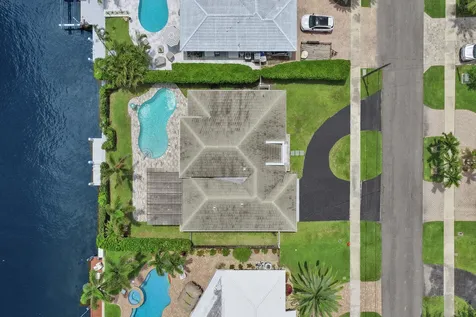 320 SE 5th Avenue Pompano Beach FL 33060