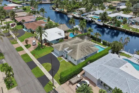 320 SE 5th Avenue Pompano Beach FL 33060