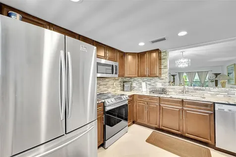 2804 Victoria Way Coconut Creek FL 33066