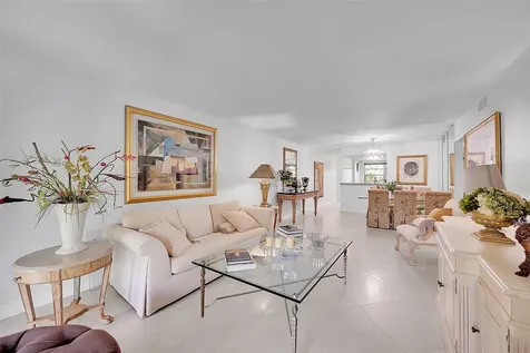 2804 Victoria Way Coconut Creek FL 33066