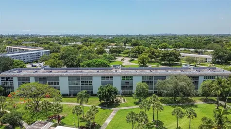 2804 Victoria Way Coconut Creek FL 33066