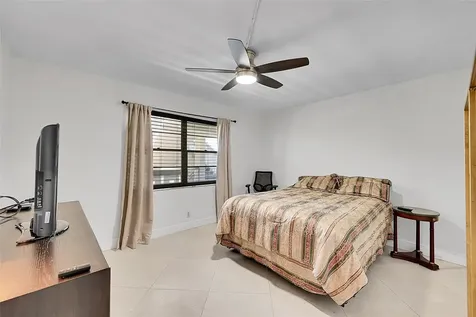 2804 Victoria Way Coconut Creek FL 33066