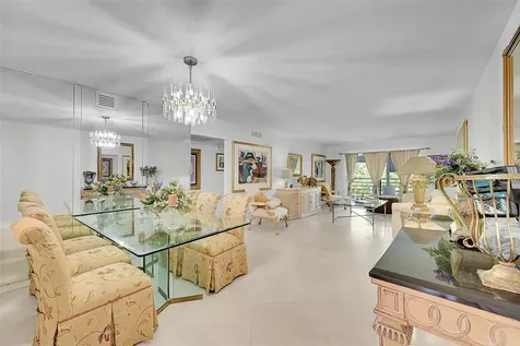 2804 Victoria Way Coconut Creek FL 33066
