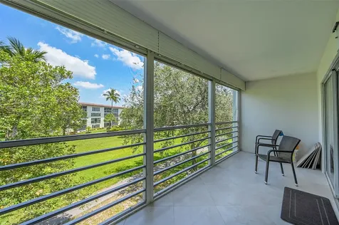 2804 Victoria Way Coconut Creek FL 33066