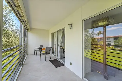2804 Victoria Way Coconut Creek FL 33066