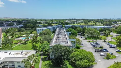 2804 Victoria Way Coconut Creek FL 33066
