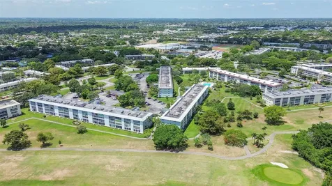 2804 Victoria Way Coconut Creek FL 33066