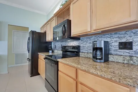 6478 NW Volucia Drive Port St Lucie FL 34986