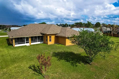 6478 NW Volucia Drive Port St Lucie FL 34986