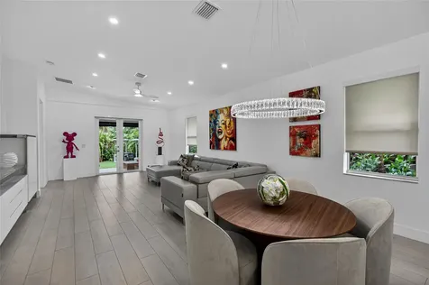21 NE 25th Street Wilton Manors FL 33305