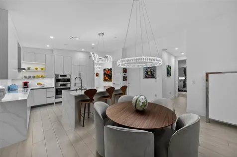 21 NE 25th Street Wilton Manors FL 33305