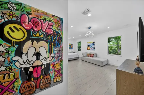 21 NE 25th Street Wilton Manors FL 33305
