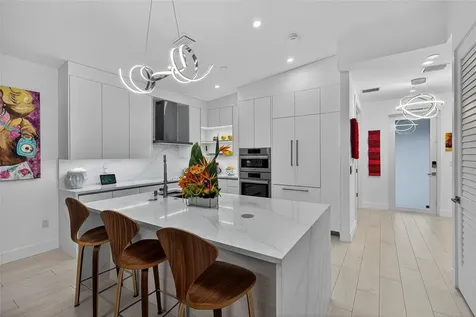 21 NE 25th Street Wilton Manors FL 33305