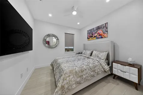 21 NE 25th Street Wilton Manors FL 33305