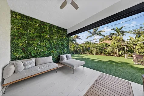 21 NE 25th Street Wilton Manors FL 33305