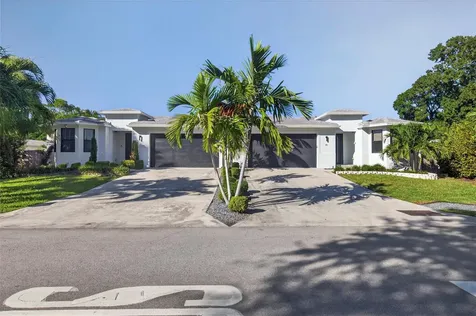 21 NE 25th Street Wilton Manors FL 33305
