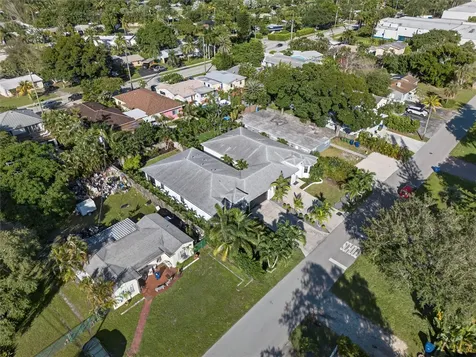 21 NE 25th Street Wilton Manors FL 33305