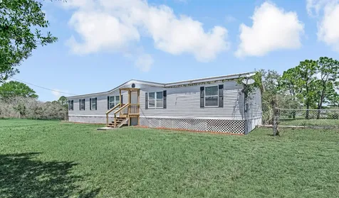 545 Bald Cypress Avenue Clewiston FL 33440