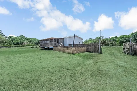 545 Bald Cypress Avenue Clewiston FL 33440