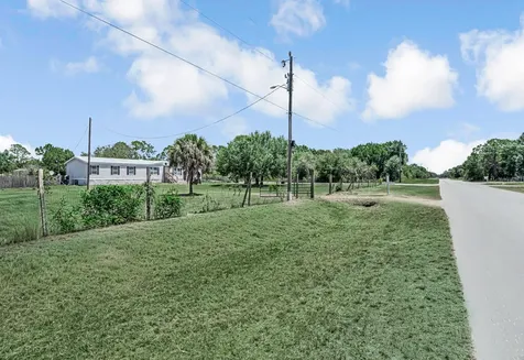 545 Bald Cypress Avenue Clewiston FL 33440
