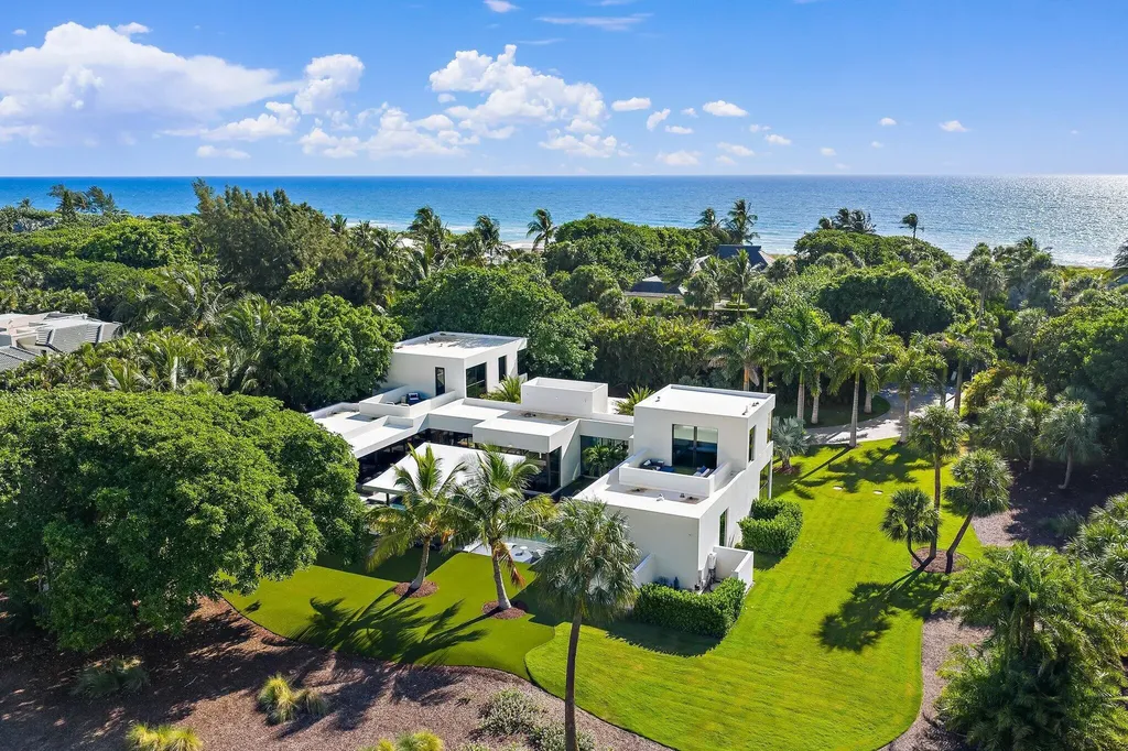 12 N Beach Road Jupiter Island FL 33455