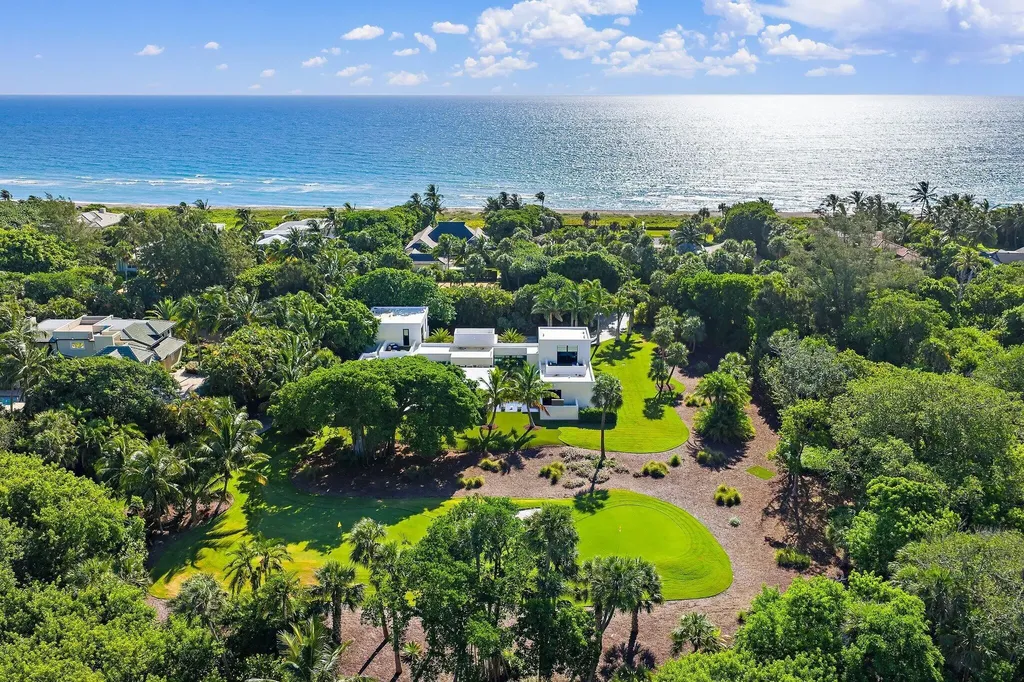 12 N Beach Road Jupiter Island FL 33455