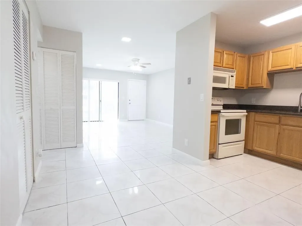 3256 NW 104th Avenue Coral Springs FL 33065