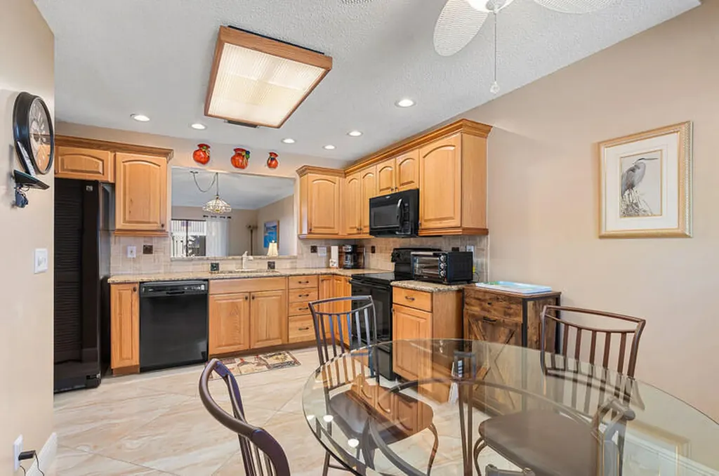 3409 SE 8th Street Pompano Beach FL 33062