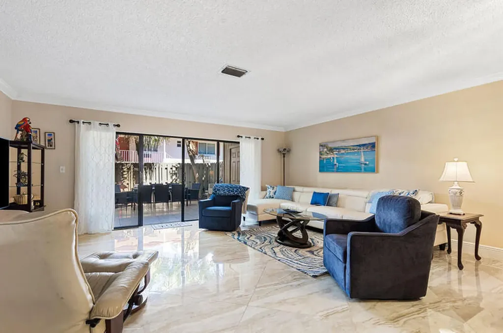 3409 SE 8th Street Pompano Beach FL 33062