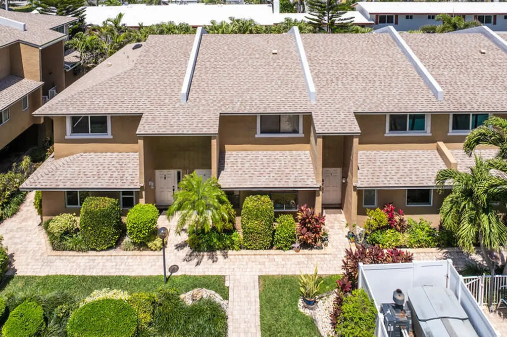 3409 SE 8th Street Pompano Beach FL 33062