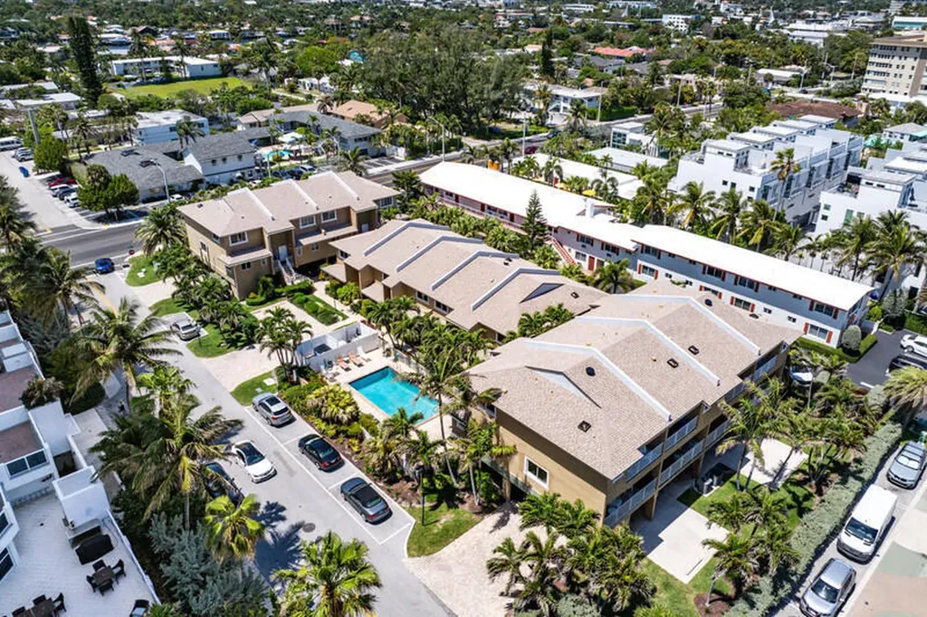 3409 SE 8th Street Pompano Beach FL 33062