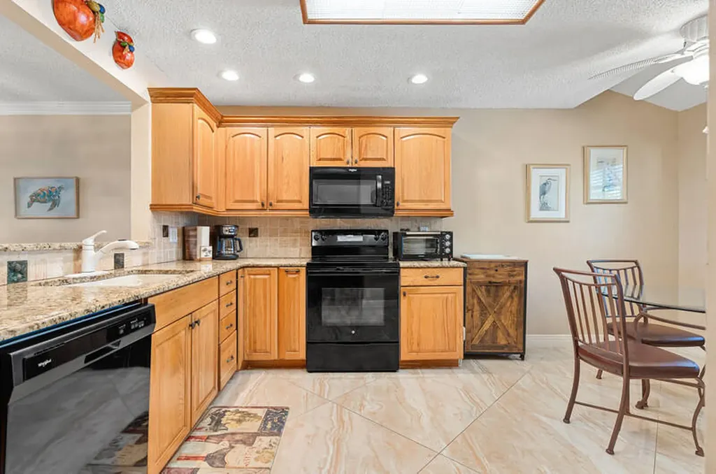 3409 SE 8th Street Pompano Beach FL 33062