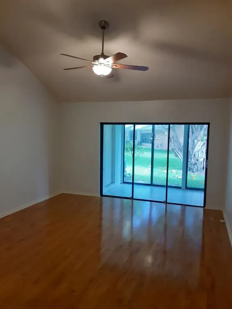 10875 Lake Front Place Boca Raton FL 33498
