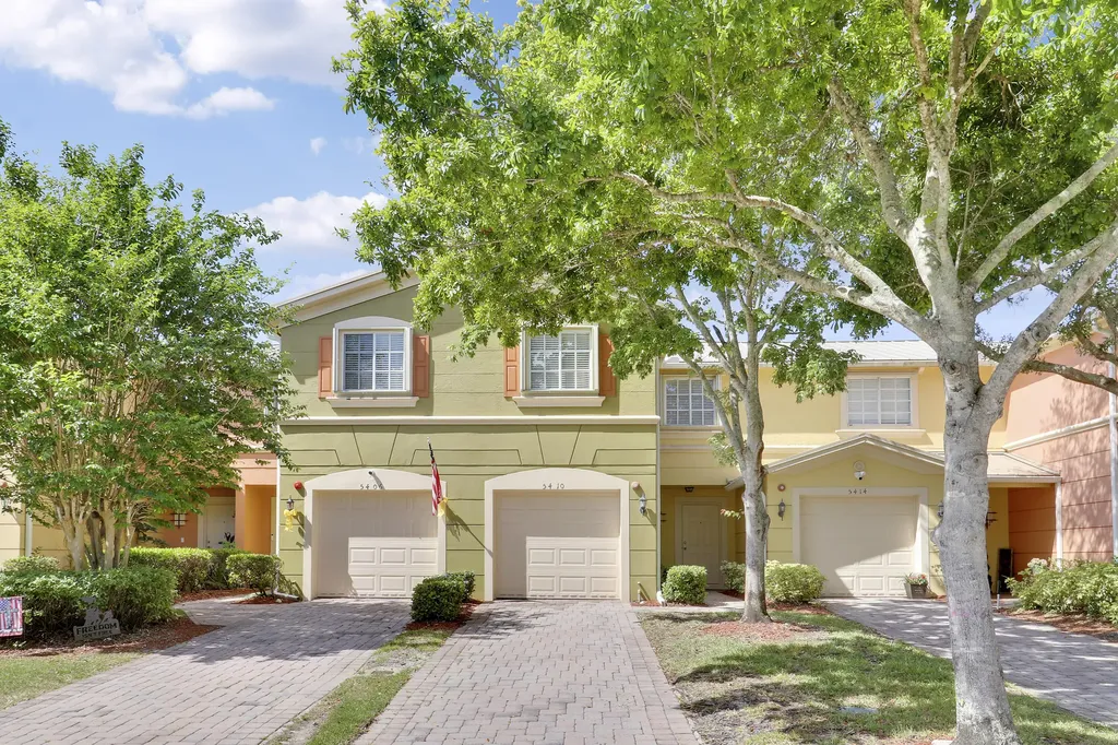 5410 SE Mitchell Lane Stuart FL 34997