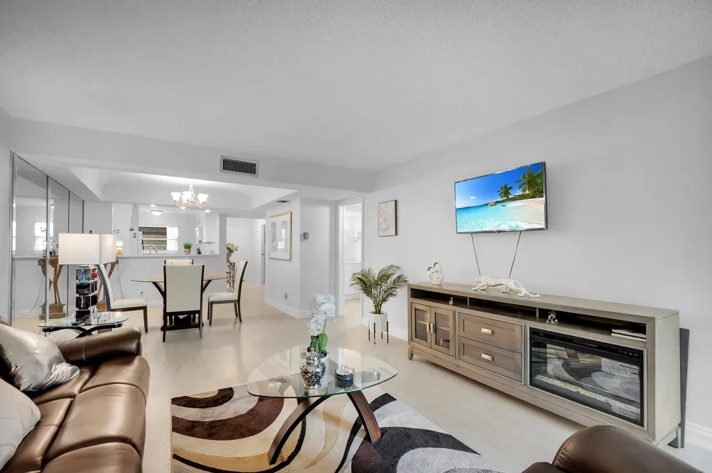 23247 N Barwood Lane Lane N Boca Raton FL 33428