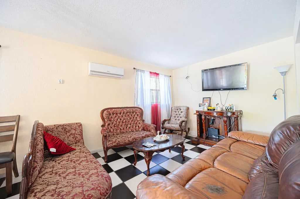 1125 NW 27th Avenue Fort Lauderdale FL 33311