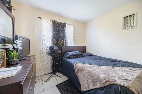 1125 NW 27th Avenue Fort Lauderdale FL 33311