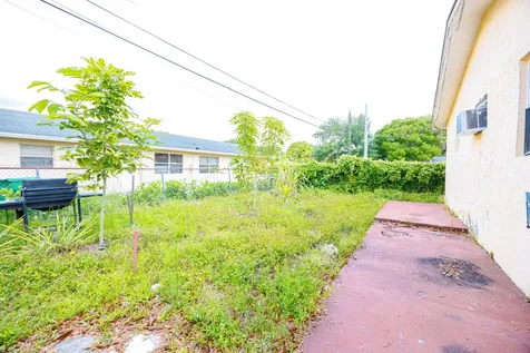 1125 NW 27th Avenue Fort Lauderdale FL 33311