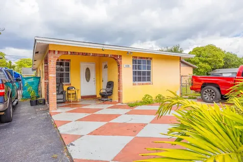 1125 NW 27th Avenue Fort Lauderdale FL 33311