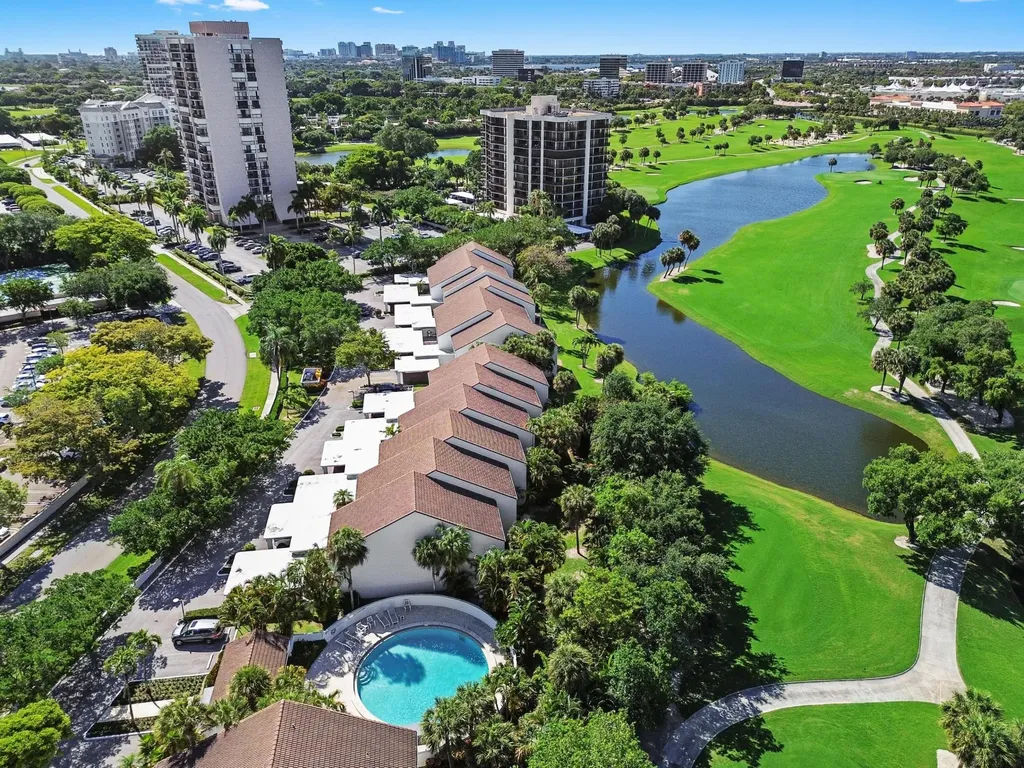 2435 Presidential Way West Palm Beach FL 33401