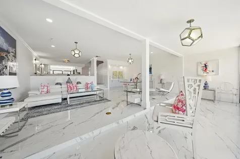 2435 Presidential Way West Palm Beach FL 33401